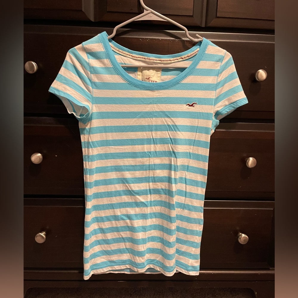Hollister shirt